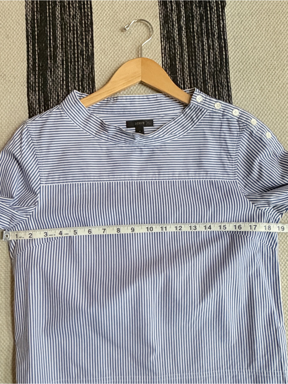 J. Crew Top Women's Blue & White Stripe Funnelneck Top in Cotton Poplin Size 4 - Picture 6 of 7